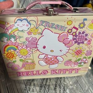 The Tin Box Company Hello Kitty Carry All Tin Purse New!